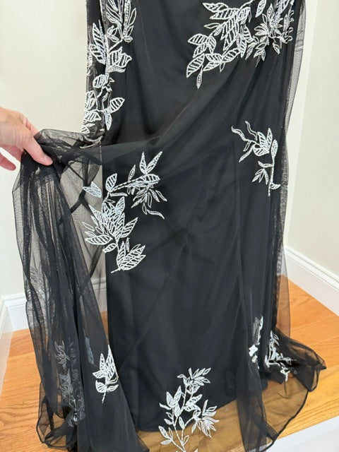 Cache 90s Vintage Strapless Black Mesh Gown w/White Embroidered Beaded Floral Accent SzL