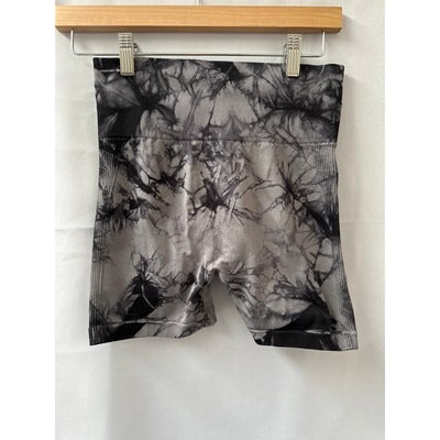 Women’s Gray Swirled Workout Short Size M