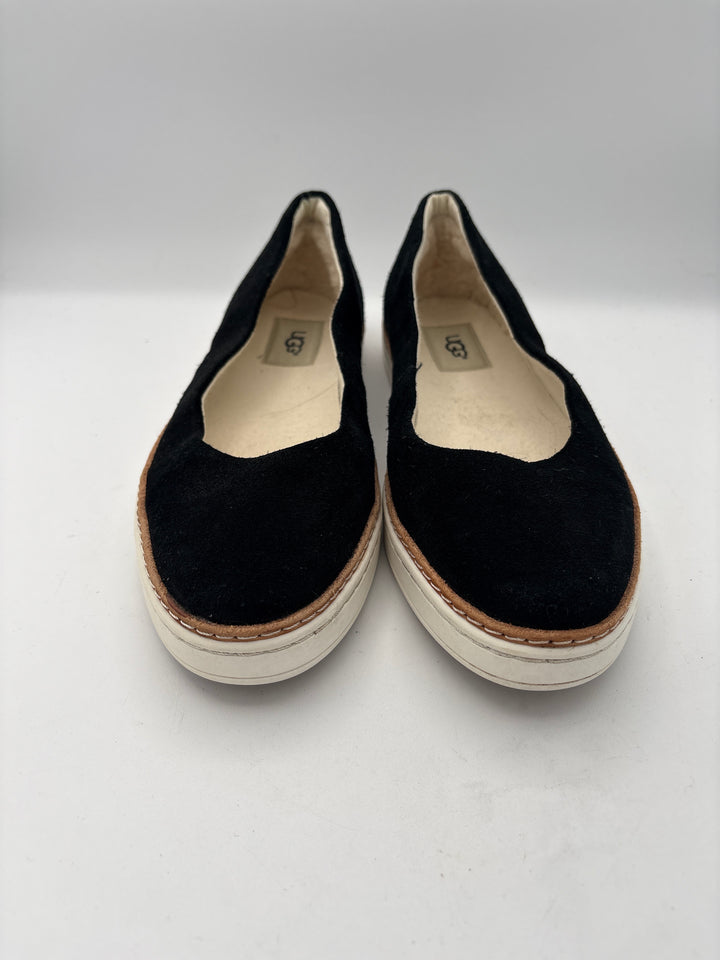 Women’s UGG Size 8 Black Suede Ballet Flats