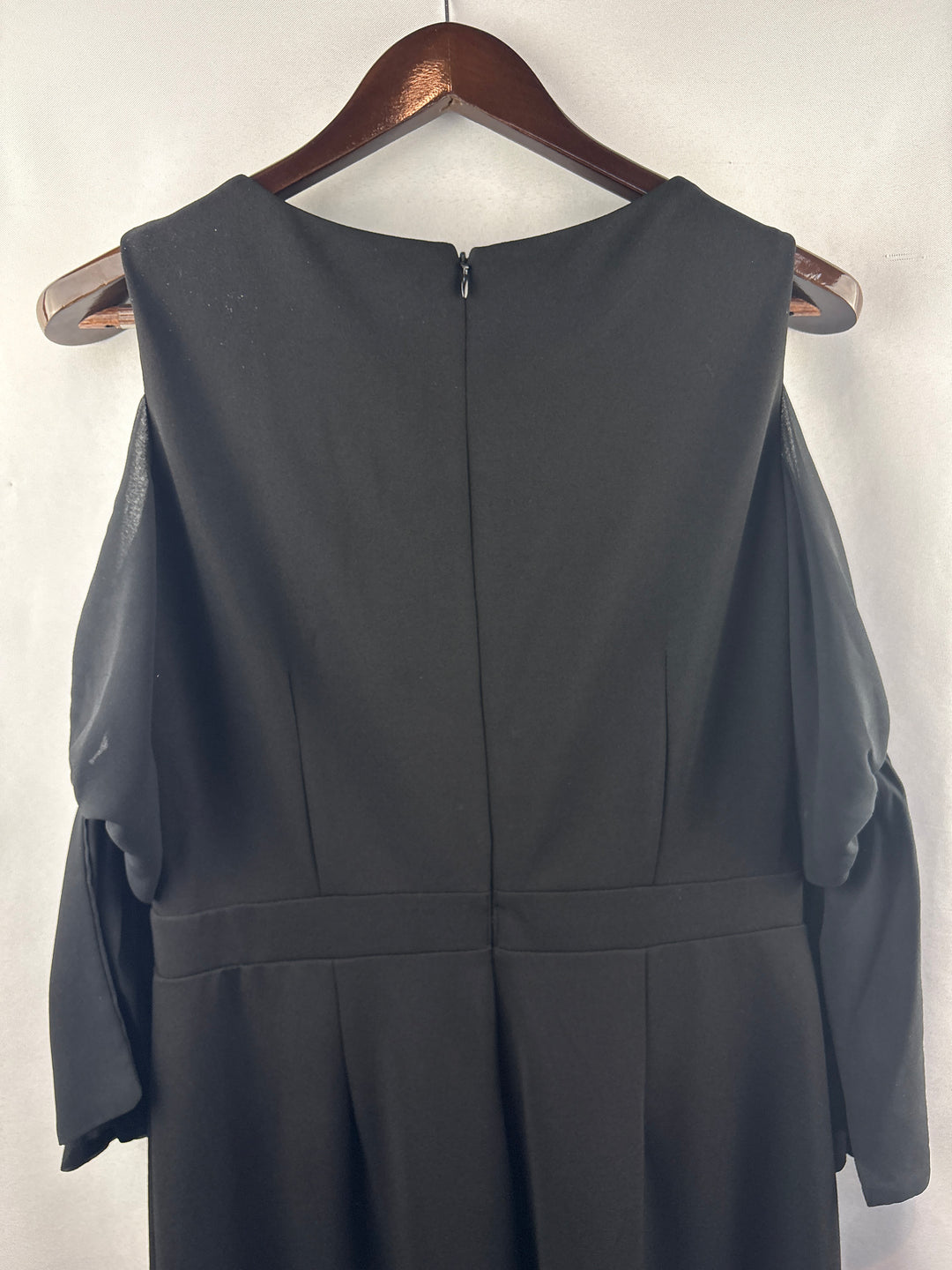 Women’s Taylor Size 8 Black Pantsuit w/ Shoulder Cutouts
