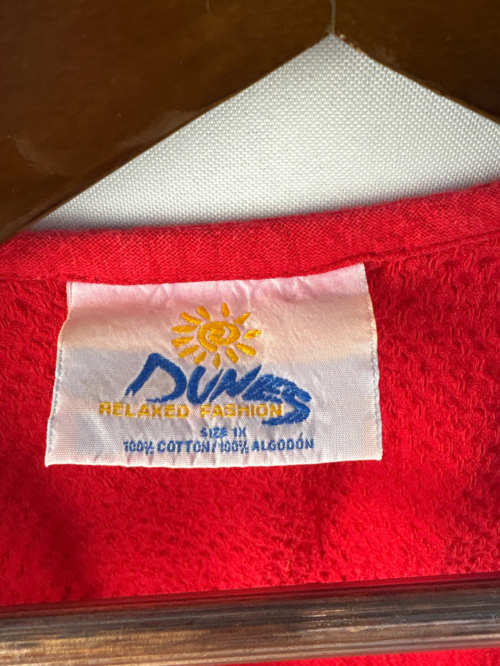 Women’s Dunes Size 1X Bright Red Short Sleeve Blouse