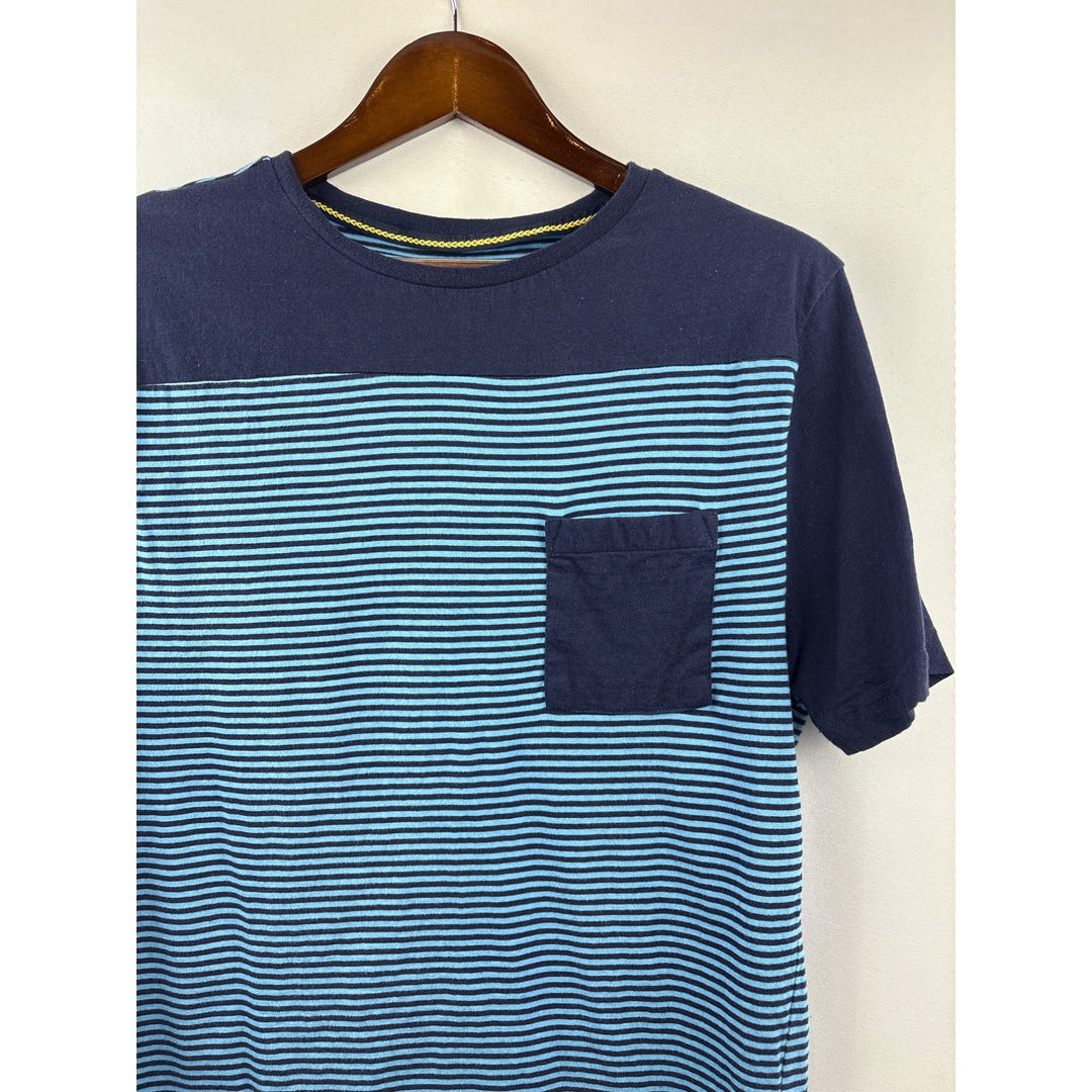 Men’s Vintage 1946 Large Blue & Navy Stripped Short Sleeve Shirt
