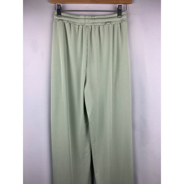 Women’s Katch Me Sage Green Ribbed Pants Size M
