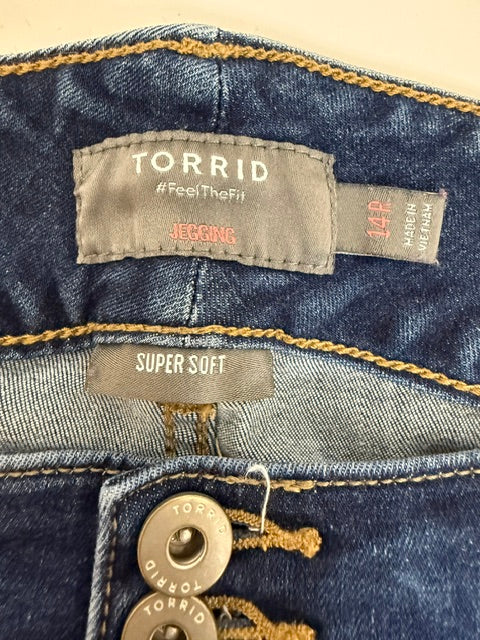 Torrid Super Soft Jegging (Dark Wash, Distressed, 27.5” Inseam) Sz14R