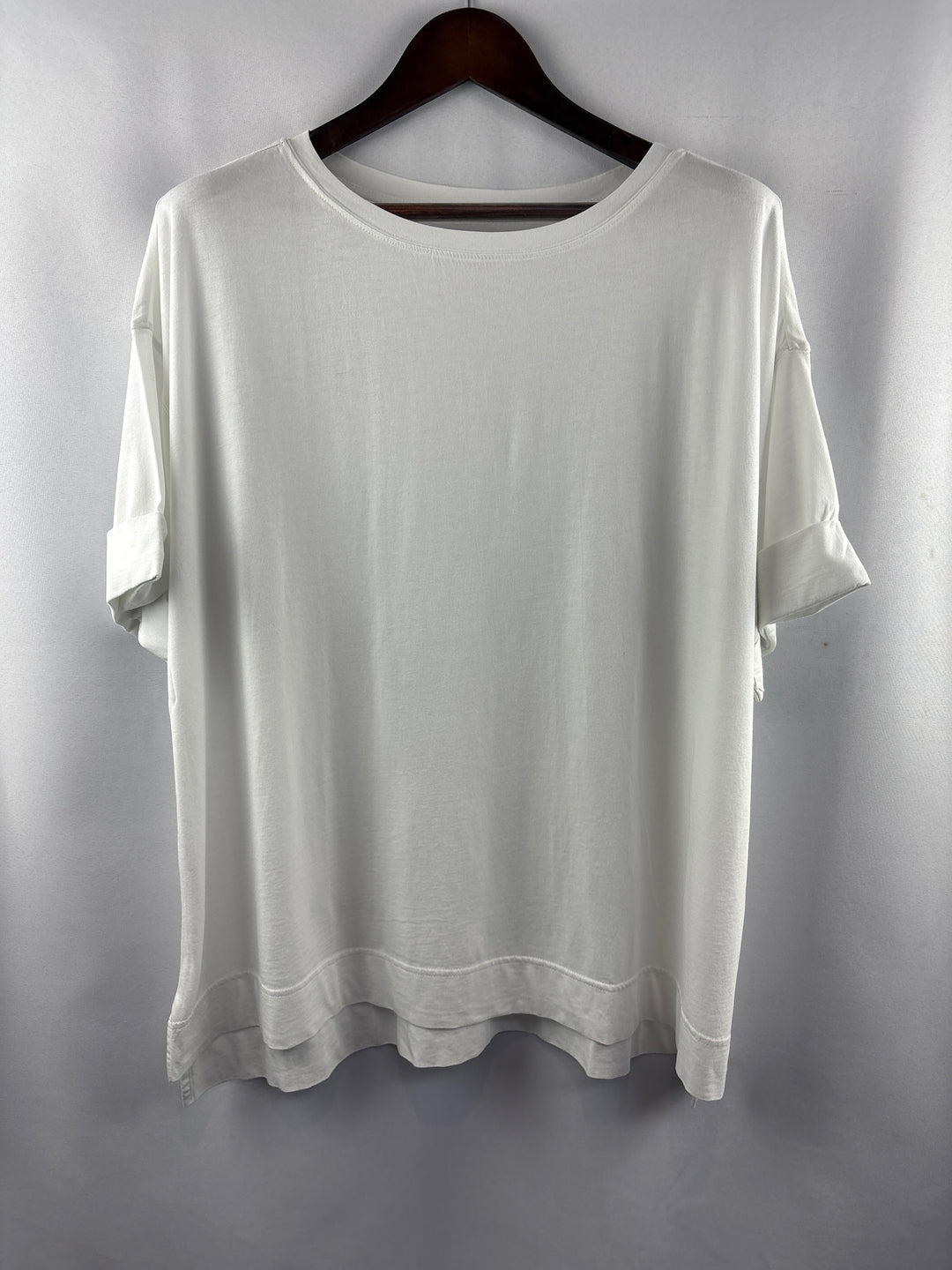 Women’s LOGO Principles XL White Short Sleeve Shirt