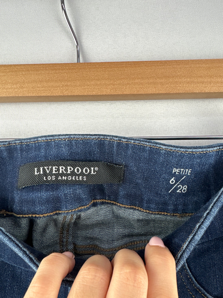 Women’s Liverpool Size Petite 6/28 Dark Blue Jeggings