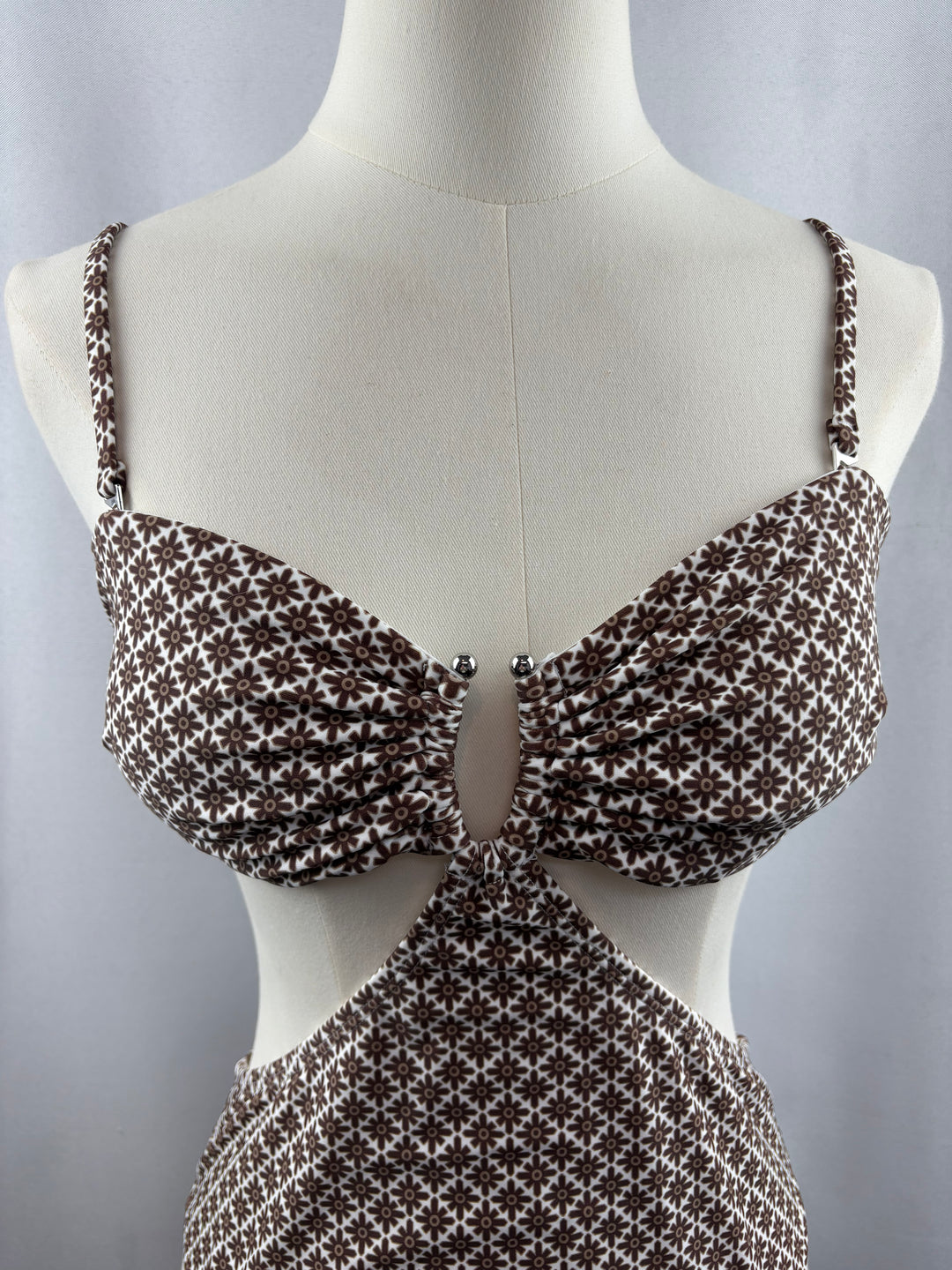 Women’s Cupshe Medium White & Brown Patterned One Piece Swimsuit