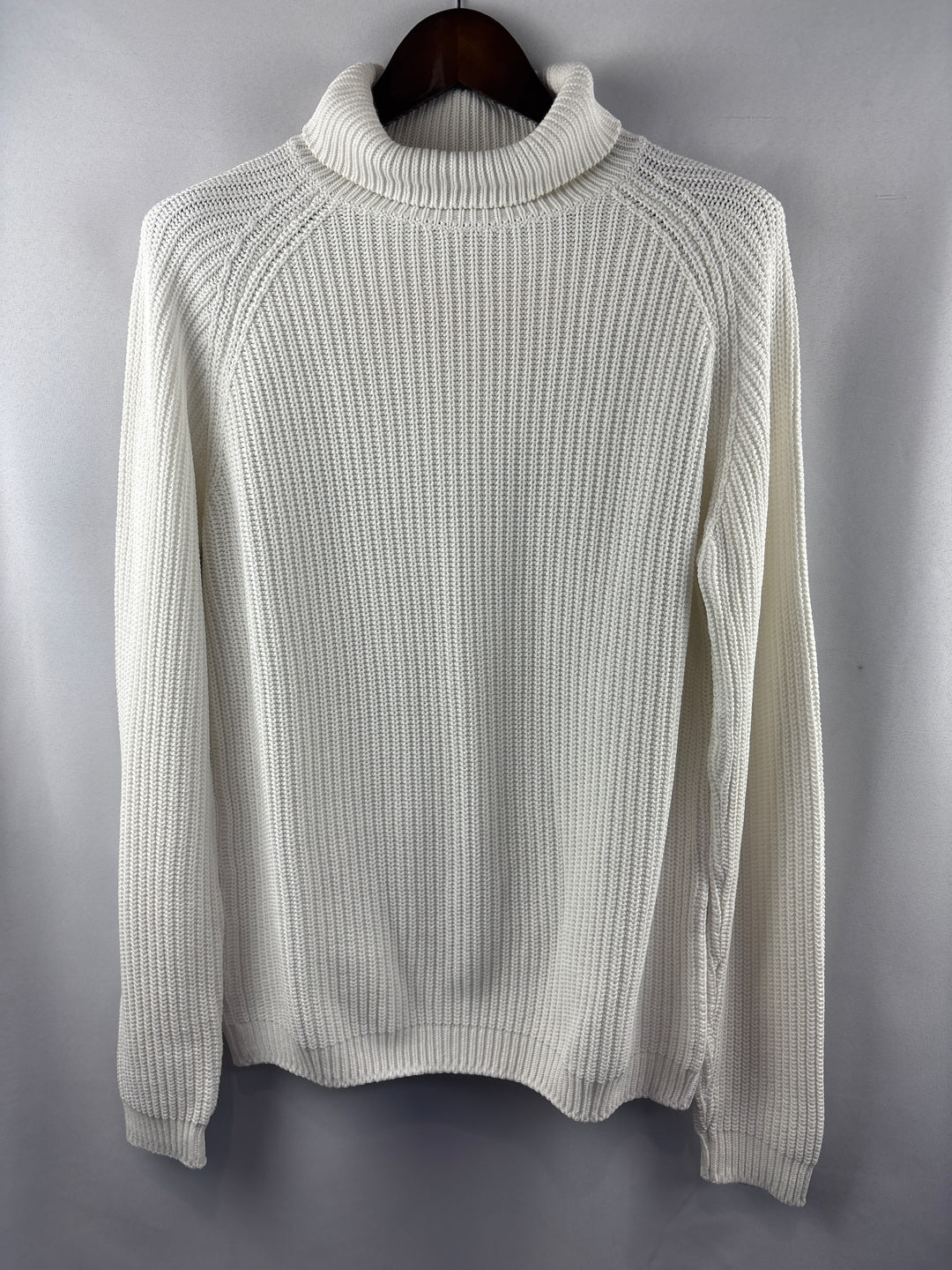 Women’s Zara Large White Knit Turtleneck Sweater
