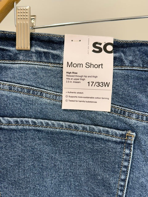 SO High Rise Mom Shorts Distressed Raw Hem Denim NWT Sz17/33W