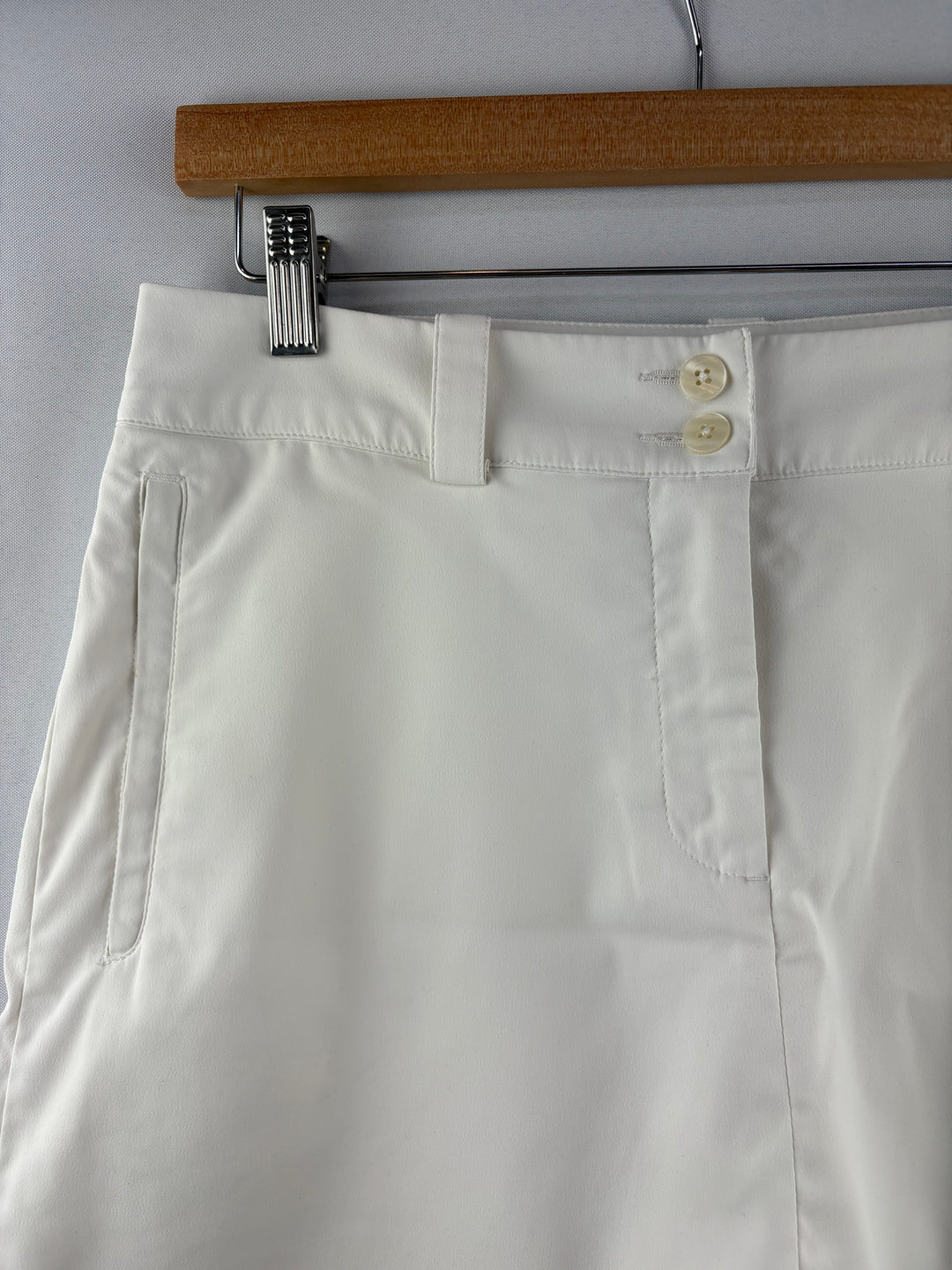 Women’s Nike Golf Size 6 White Skort