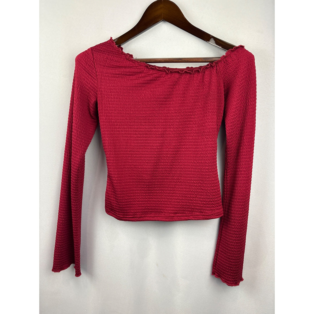 Women’s Princess Polly Medium Red Ruched Long Sleeve off the Shoulder Shirt