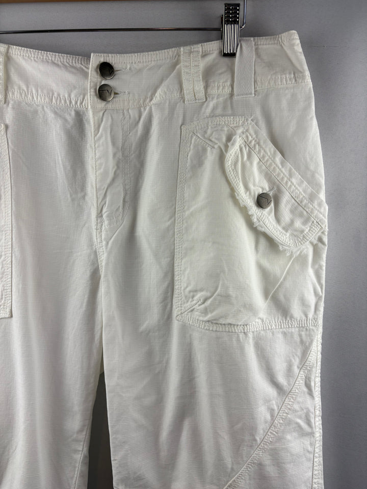 Women’s Venezia Size 14 White Capri Pants