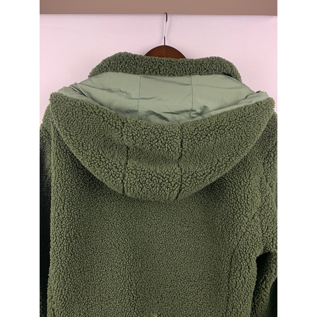 Women’s Love Tree Green Sherpa Sweater Size L