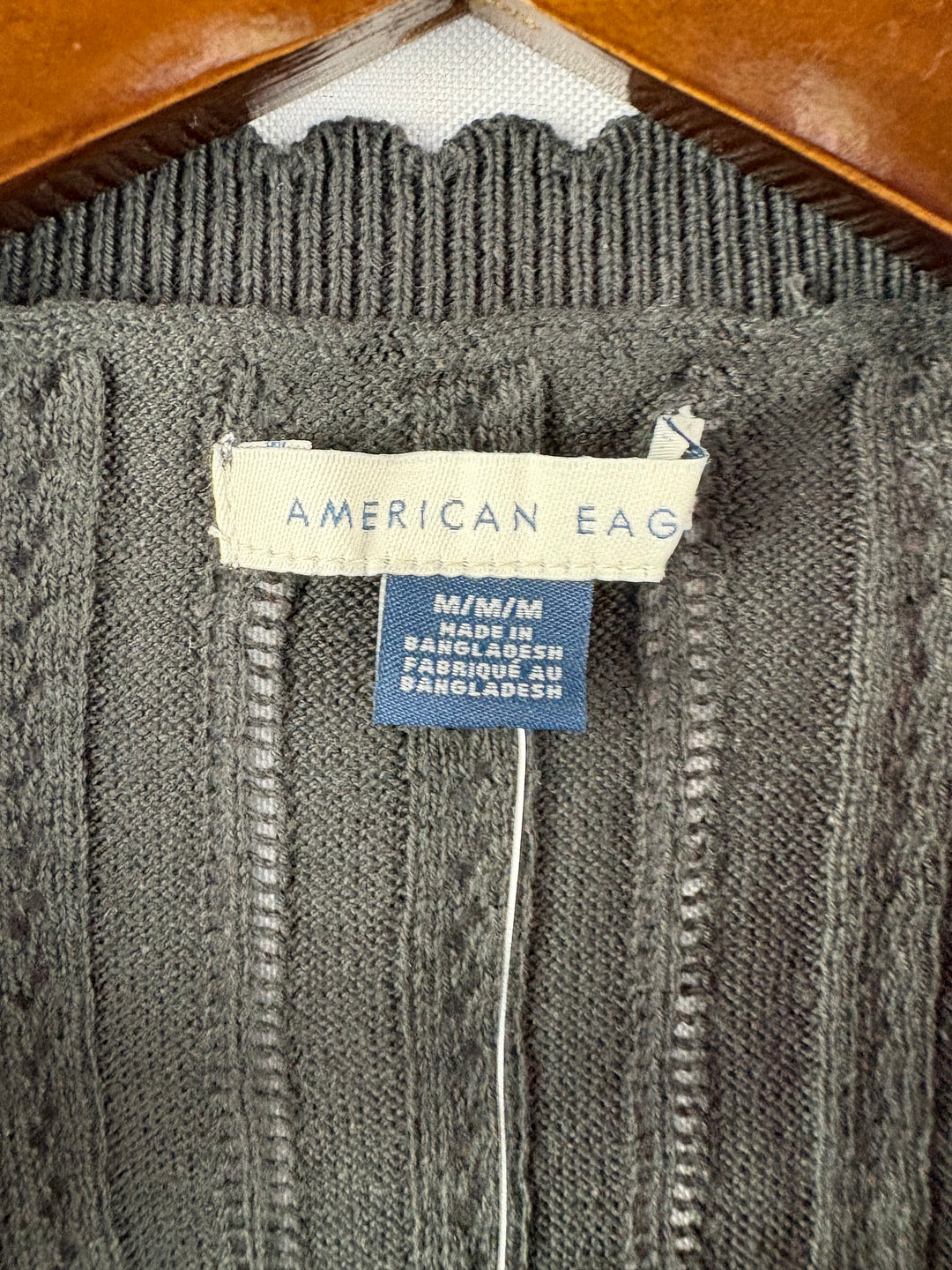Women’s American Eagle Medium Dark Gray Knit 3/4 Button Short Sleeve