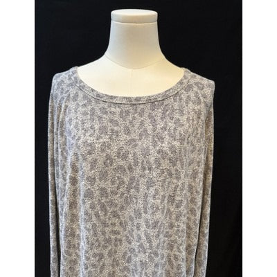 Women’s Buffalo Grey Leopard Print Long Sleeve Shirt Sz XL