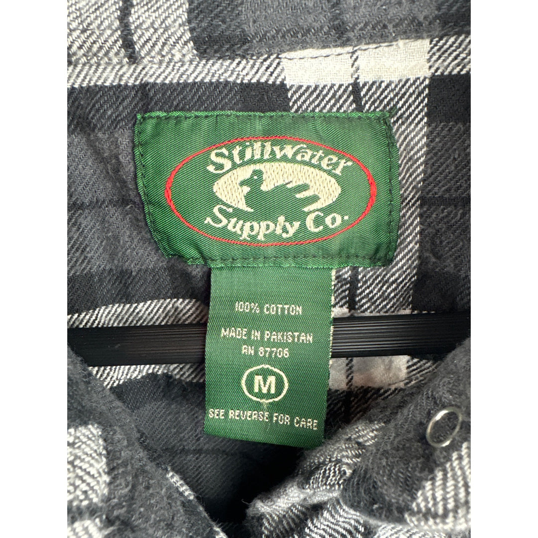 Women’s Stillwater Supply Co. Medium White, Black & Gray Ombré Snap Button Up