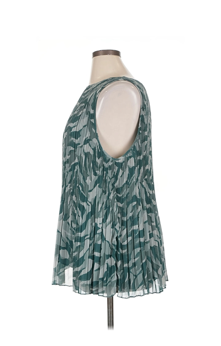 Halogen Teal Abstract Print Lightweight Pleated Sleeveless Blouse Size 1X