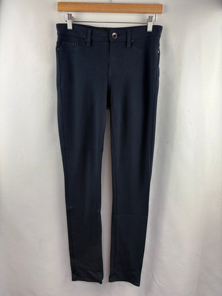 Women’s Calvin Klein Size 4 Navy Lowrise Jeggings