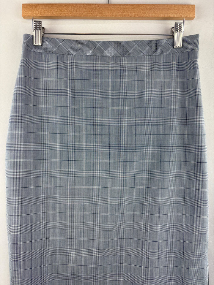 Women’s Banana Republic Size 4T Gray & Blue Plaid Pencil Skirt