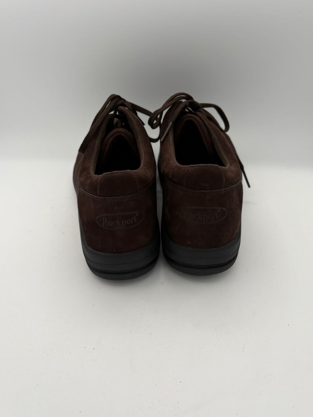 Women’s Soul Sensation Size 8 Chocolate Brown Suede Sneakers