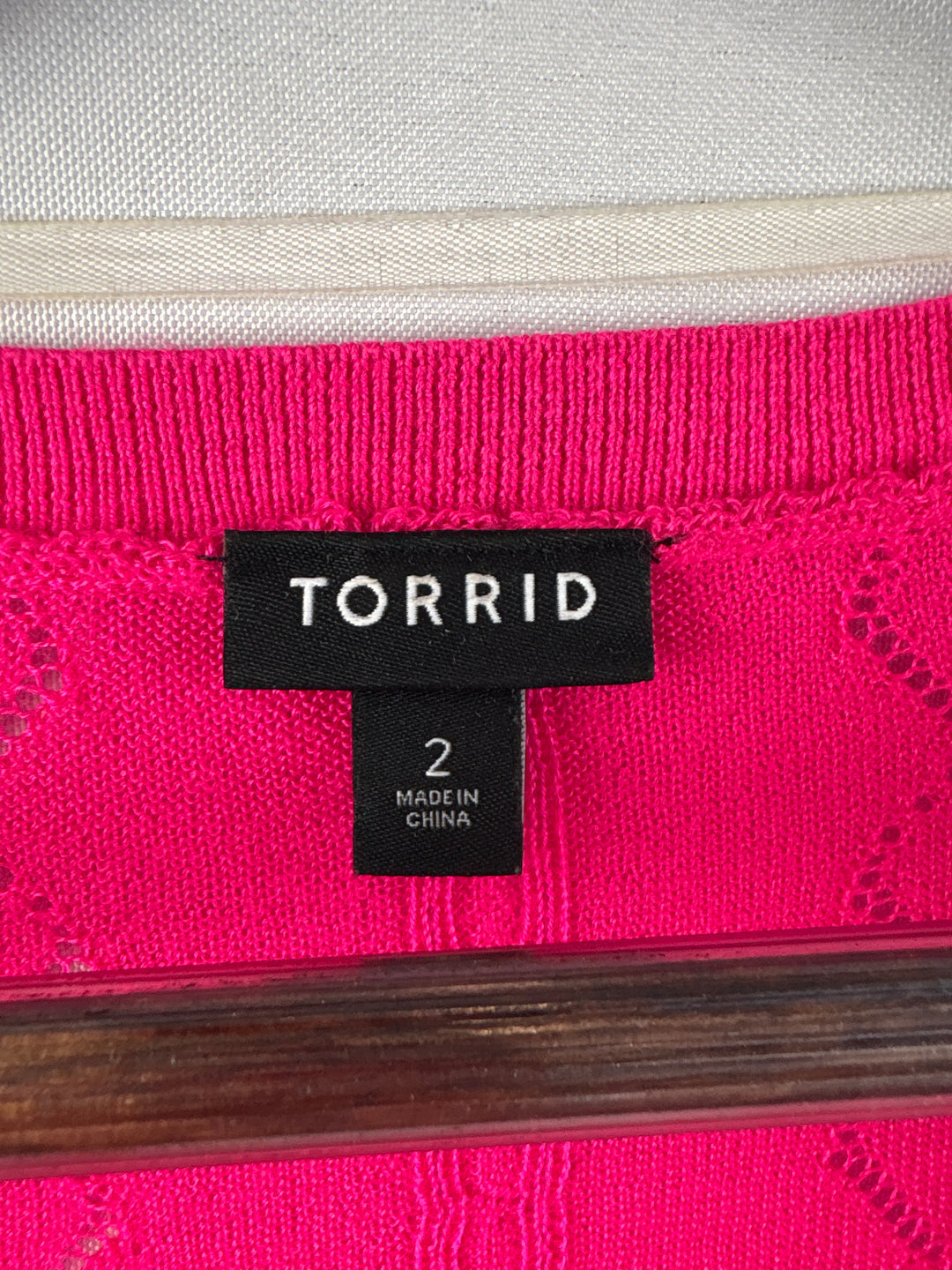 Women’s Torrid Size 2 Bright Neon Pink Short Sleeve Cardigan