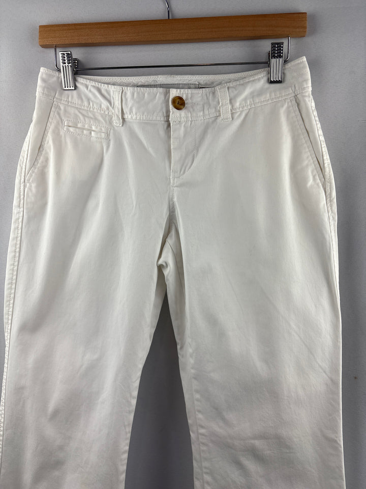 Women’s Old Navy Size 2 White Straight Leg Pants