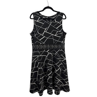 OWIN Women’s Black Tank Dress Size XL – White Geometric Print & Lace Detail