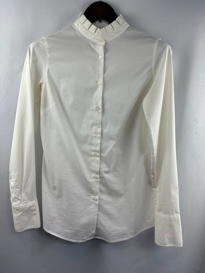 Women’s Banana Republic Size 6 White Button Up Blouse