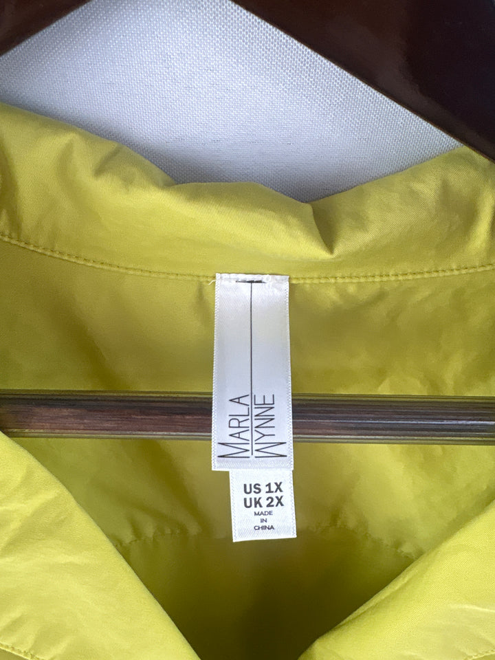 Women’s Marla Wynne Size 1X Avocado Green Button Up