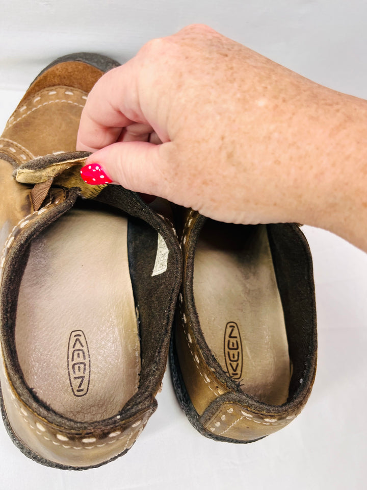 KEEN Kasie Leather Slip On Clogs Women's Casual Comfort Work Shoes