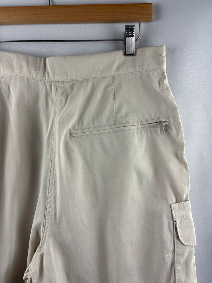 Women’s Sierra Designs Size 14 Khaki Cargo Shorts