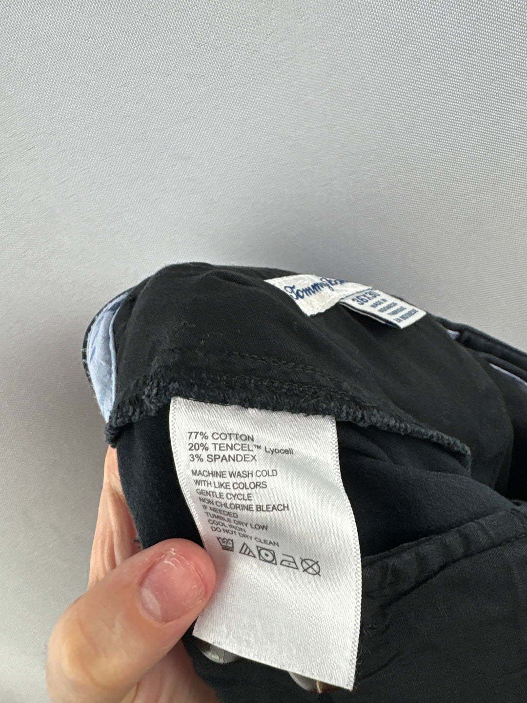 Men’s Tommy Bahama Size 36x30 Navy Blue Straight Leg Pants