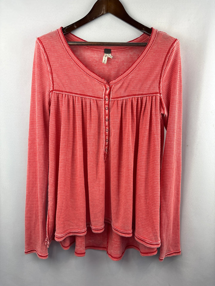 Women’s We the Free Large Faded Orange Henley Top