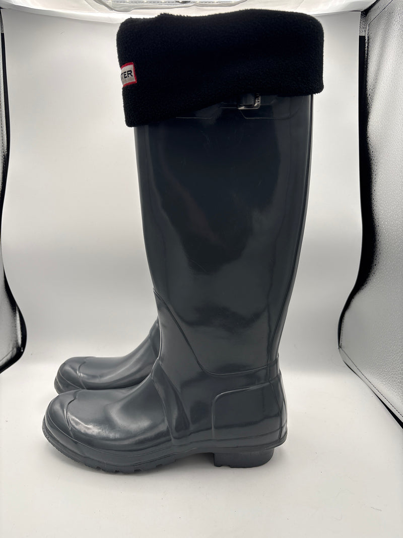 Women’s Hunter Size 9 Clay Gray Rain Boots w/ Black Fleece Socks