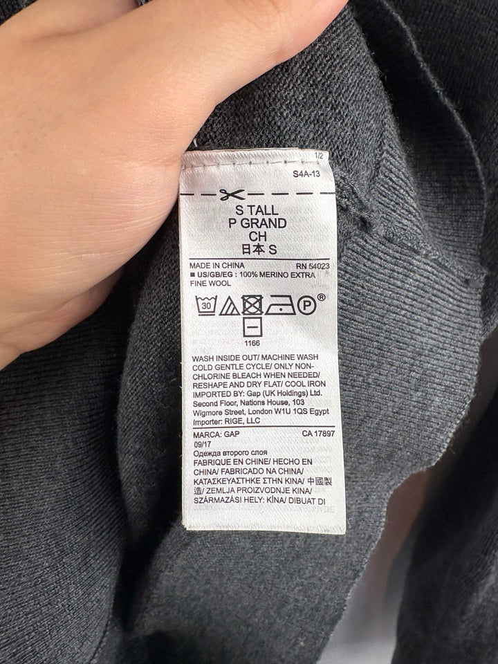 Women’s GAP Small Dark Gray Wool Crewneck